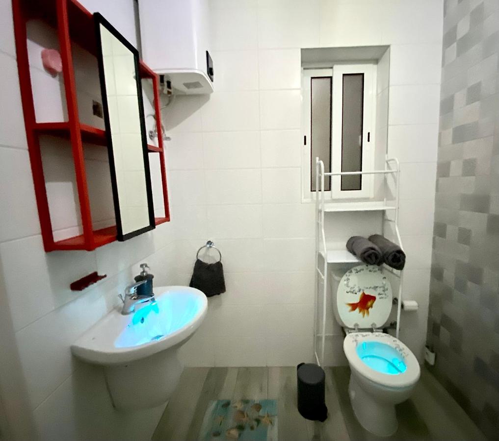 Central Private En-Suite With Balcony In Shared Residence Pietà Exterior photo