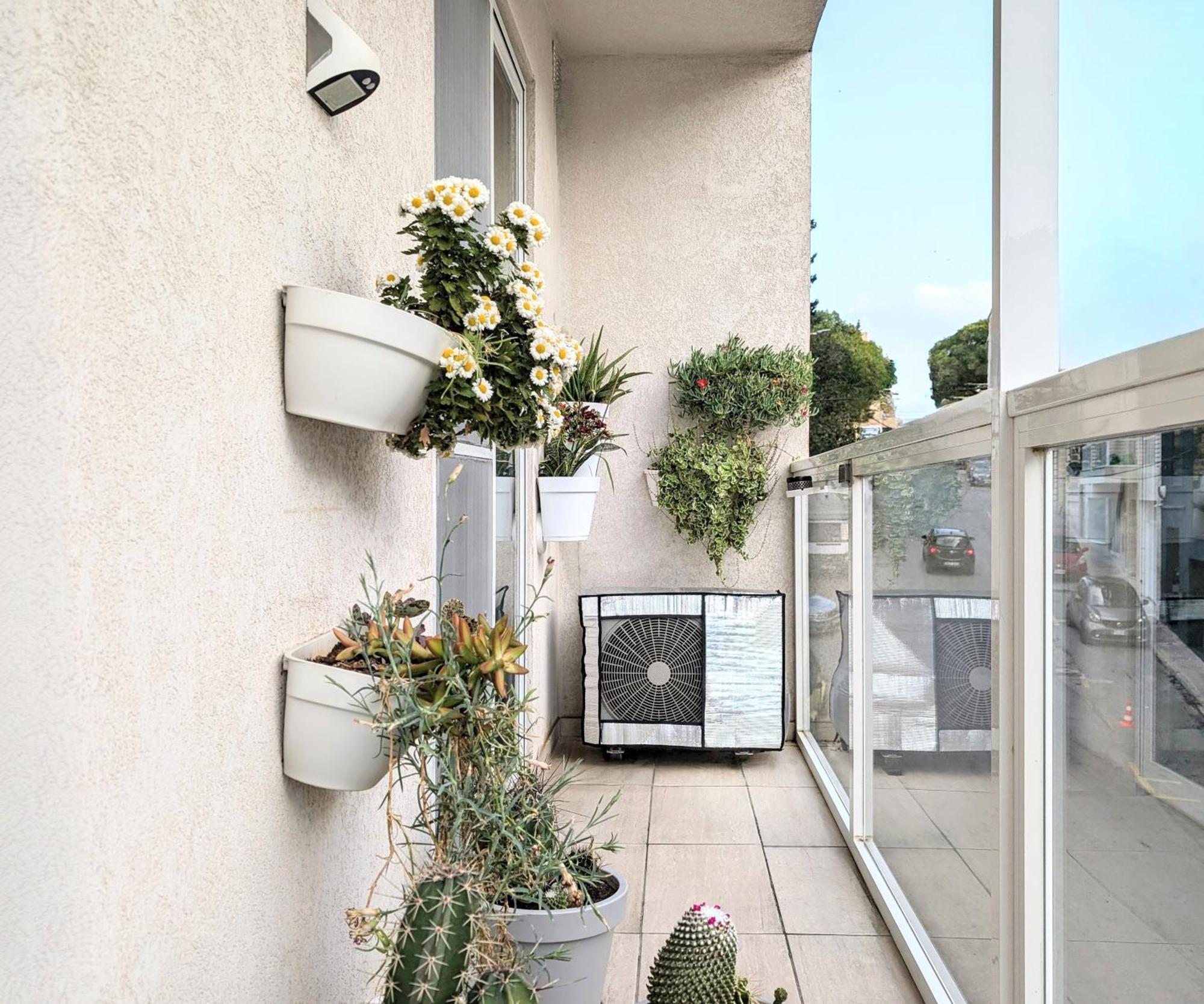 Central Private En-Suite With Balcony In Shared Residence Pietà Exterior photo